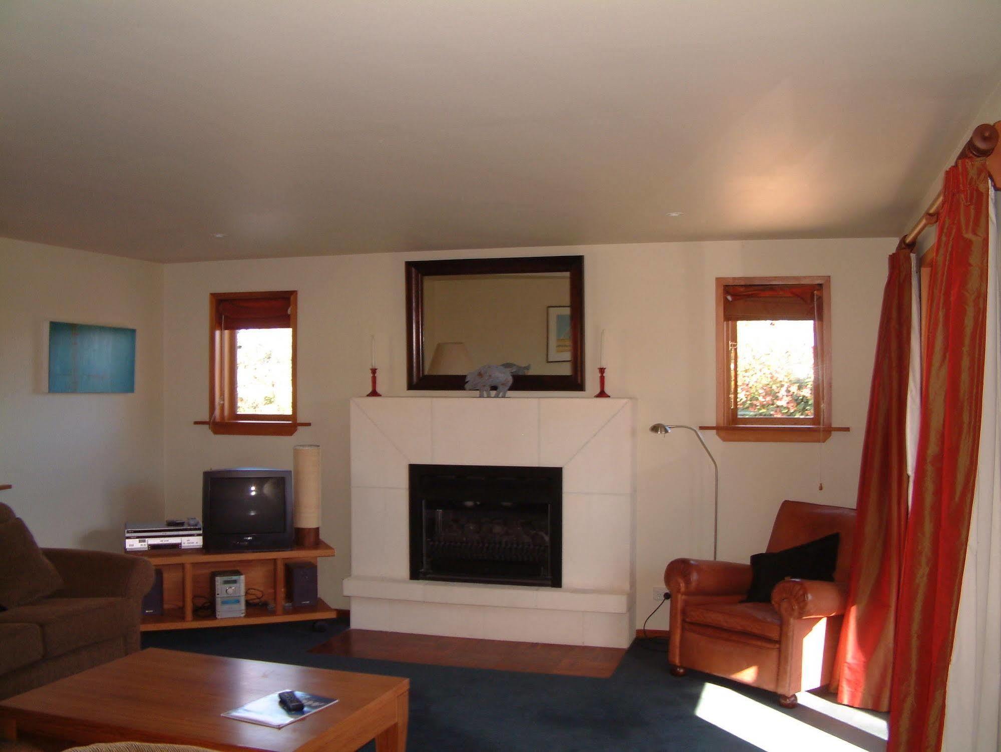 Whitestone Cottages Windwhistle Экстерьер фото